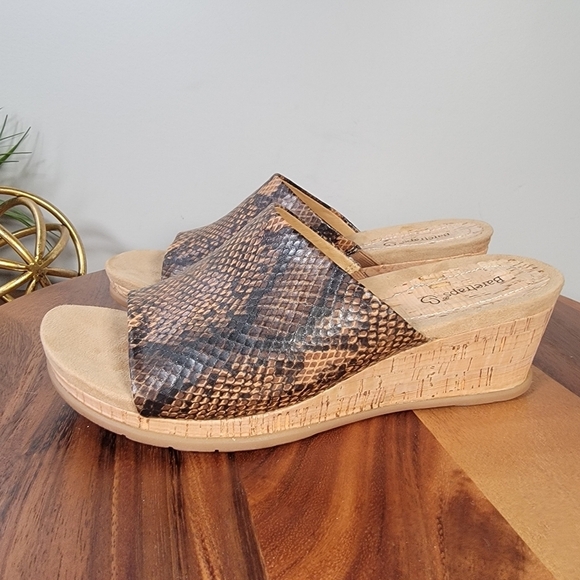 Baretraps Flossey Snakeskin Print Women's Brown Wedge Slide Sandals Size 9.5 - Picture 7 of 17